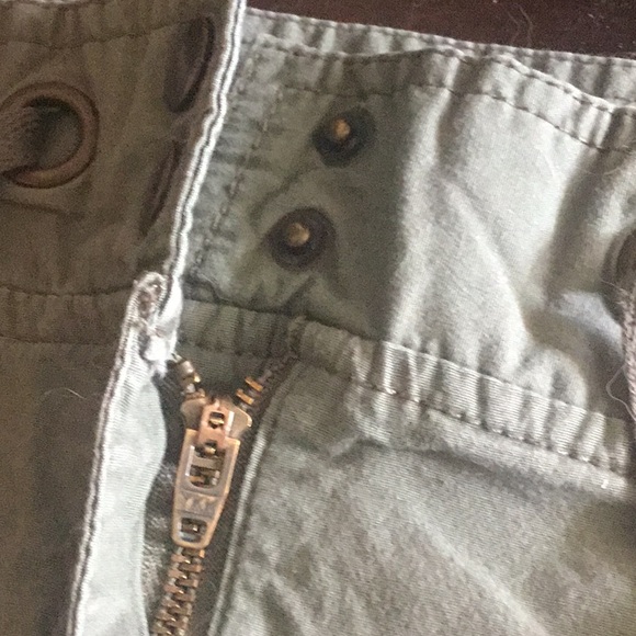 Khaki Cargo Capris - Picture 4 of 11